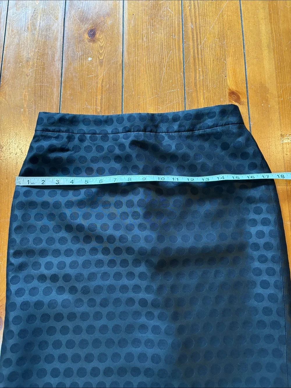 J. Crew Black On Black Polka Dot Pencil Skirt Size 2 EUC